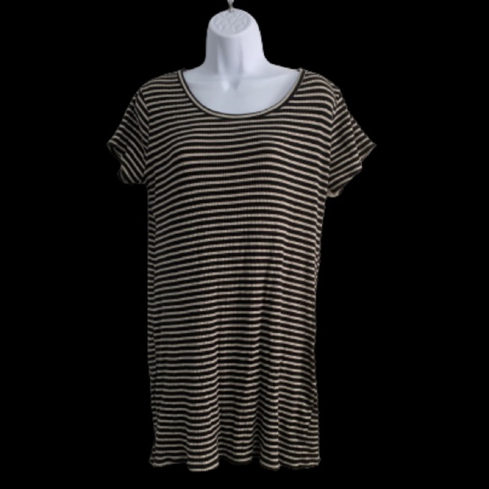 Short sleeve dress shirt